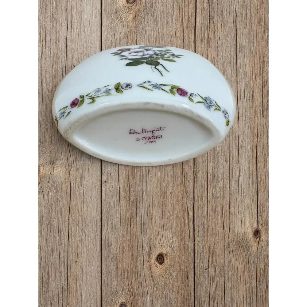 VTG Otagiri Rose Bouquet floral porcelain petite vase pink red white cottagecore